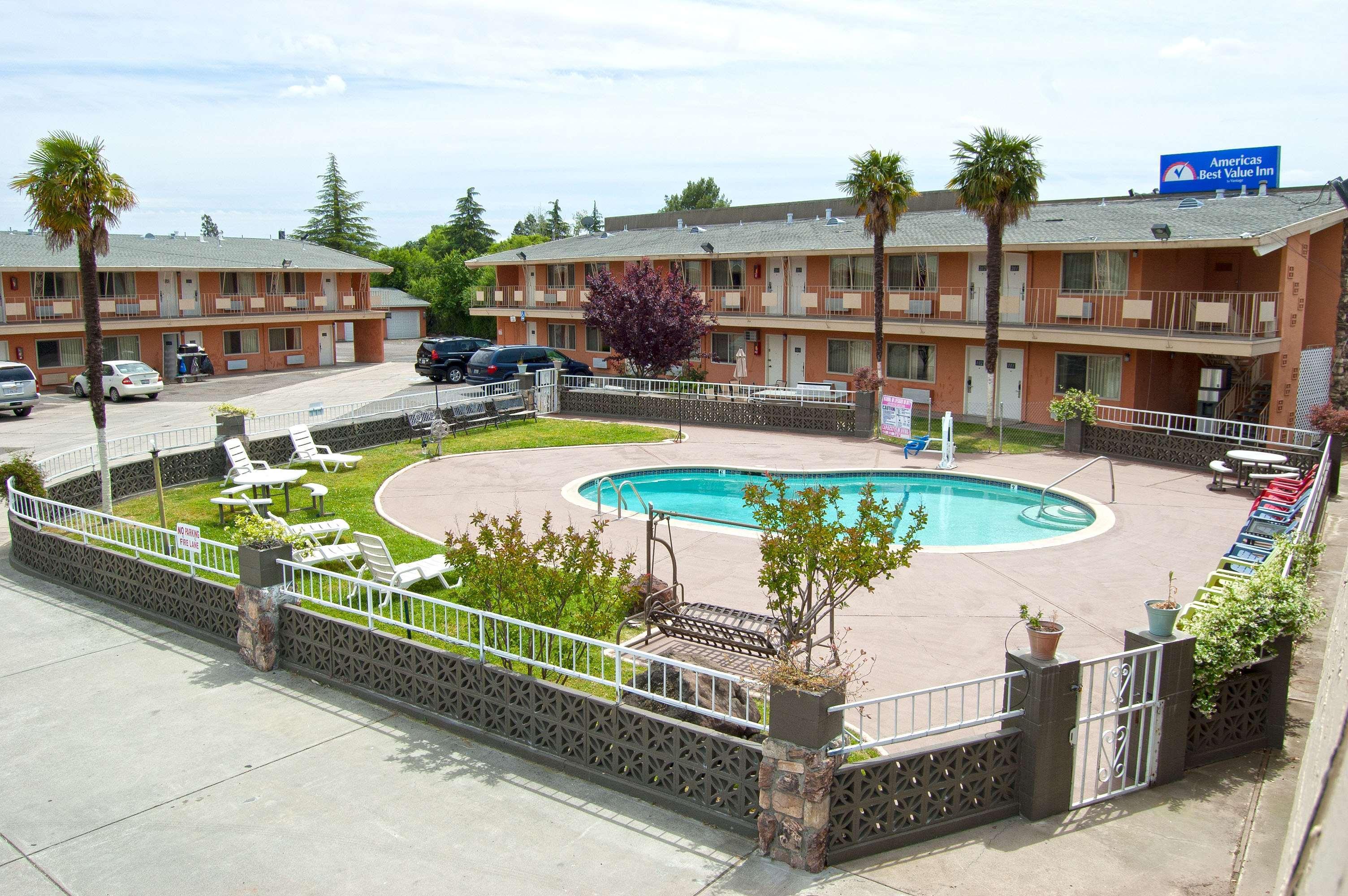 Hotel Dan Inn Barretos By Nacional Inn Εξωτερικό φωτογραφία